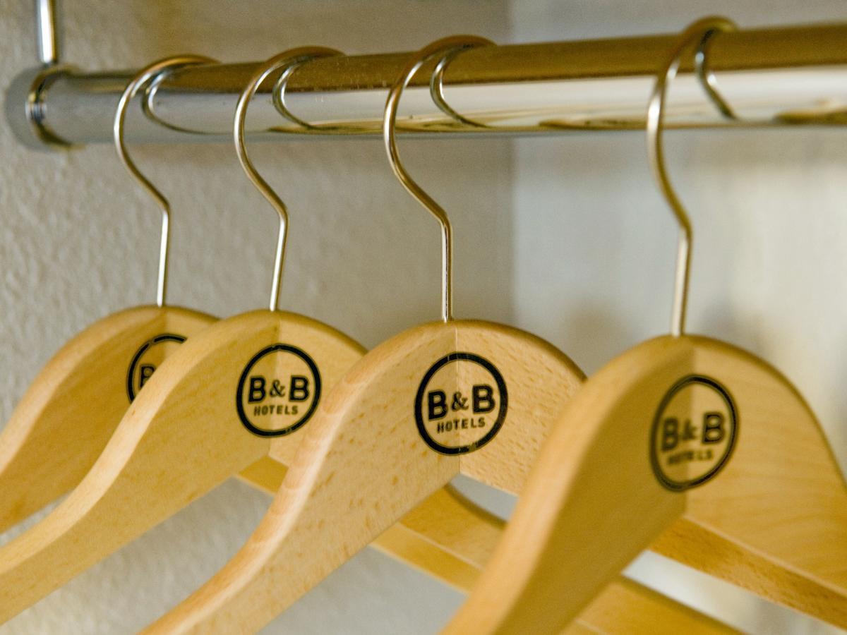 B&B Hotel Saclay Esterno foto
